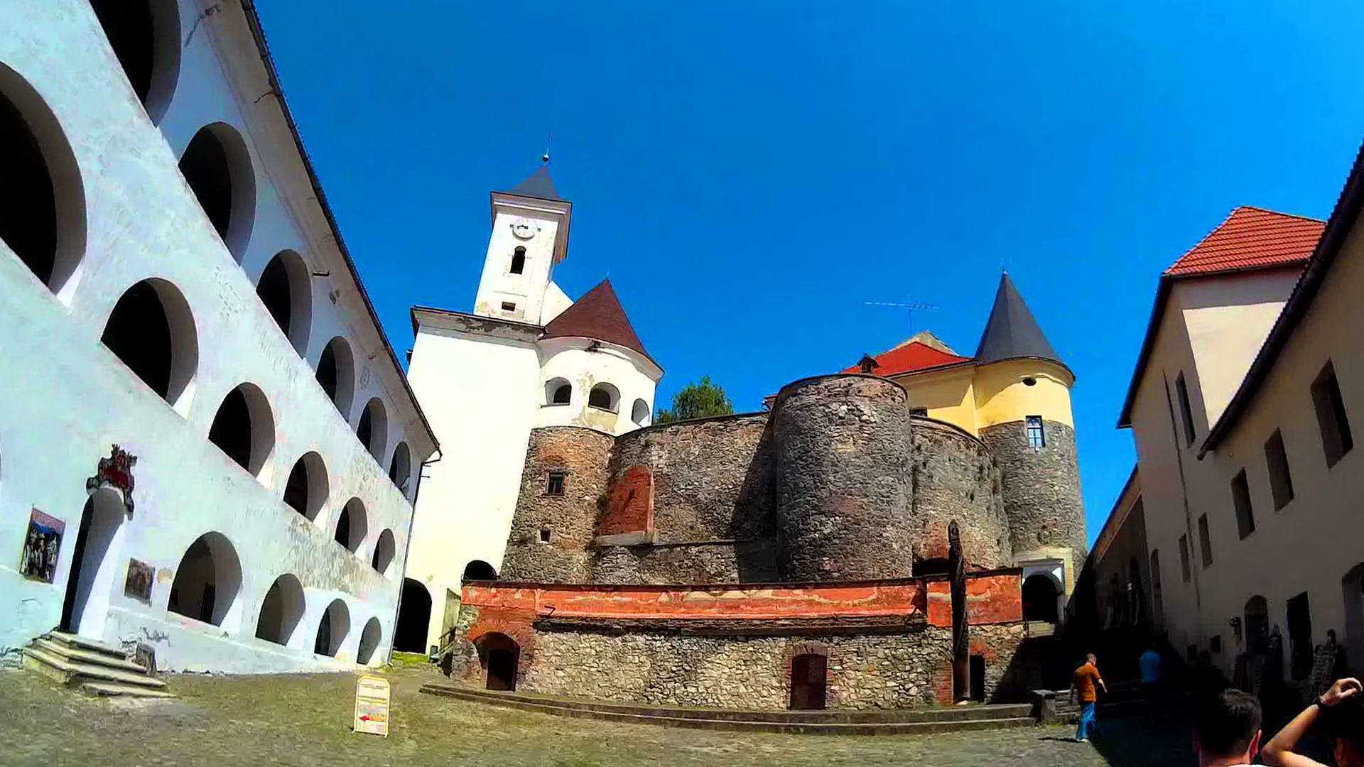 Город Мукачево, замок Паланок Замок Паланок в Мукачево