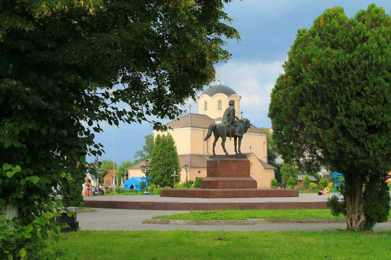Памятник Даниилу Галицкому, г. Галич г. Галич, памятник Даниле Галицкому