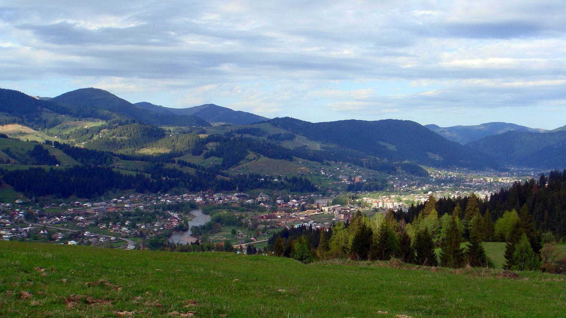 Красник — горная деревня в Карпатах Горное село Красник в Карпатах