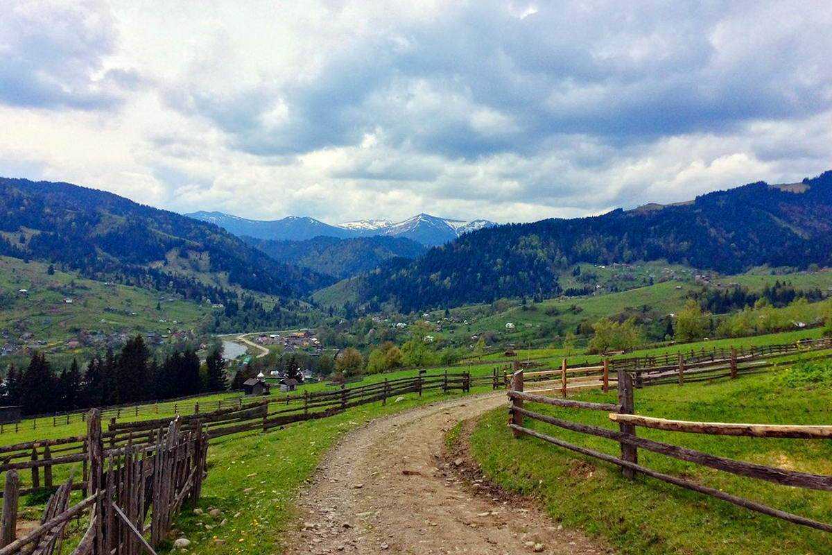 Село Красник, Верховинский район Верховинский район, село Красник