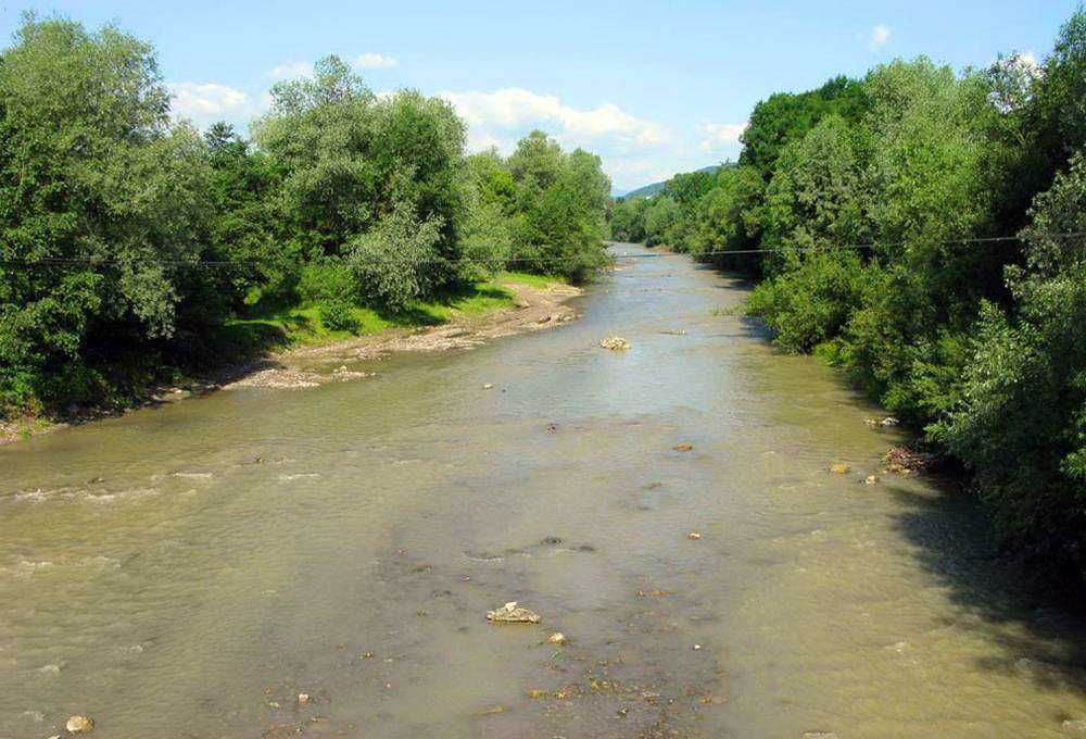 пгт Яблонов, р. Лючка