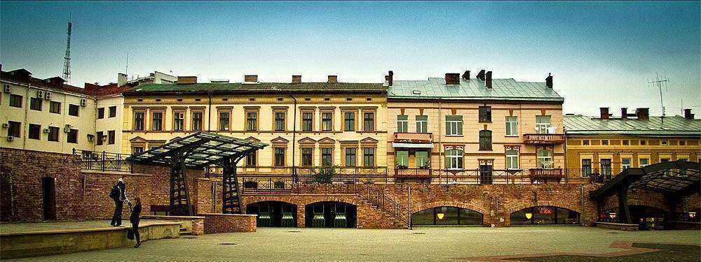 г. Ивано-Франковск, крепостная галерея Бастион Крепостная галерея Бастион, г. Ивано-Франковск