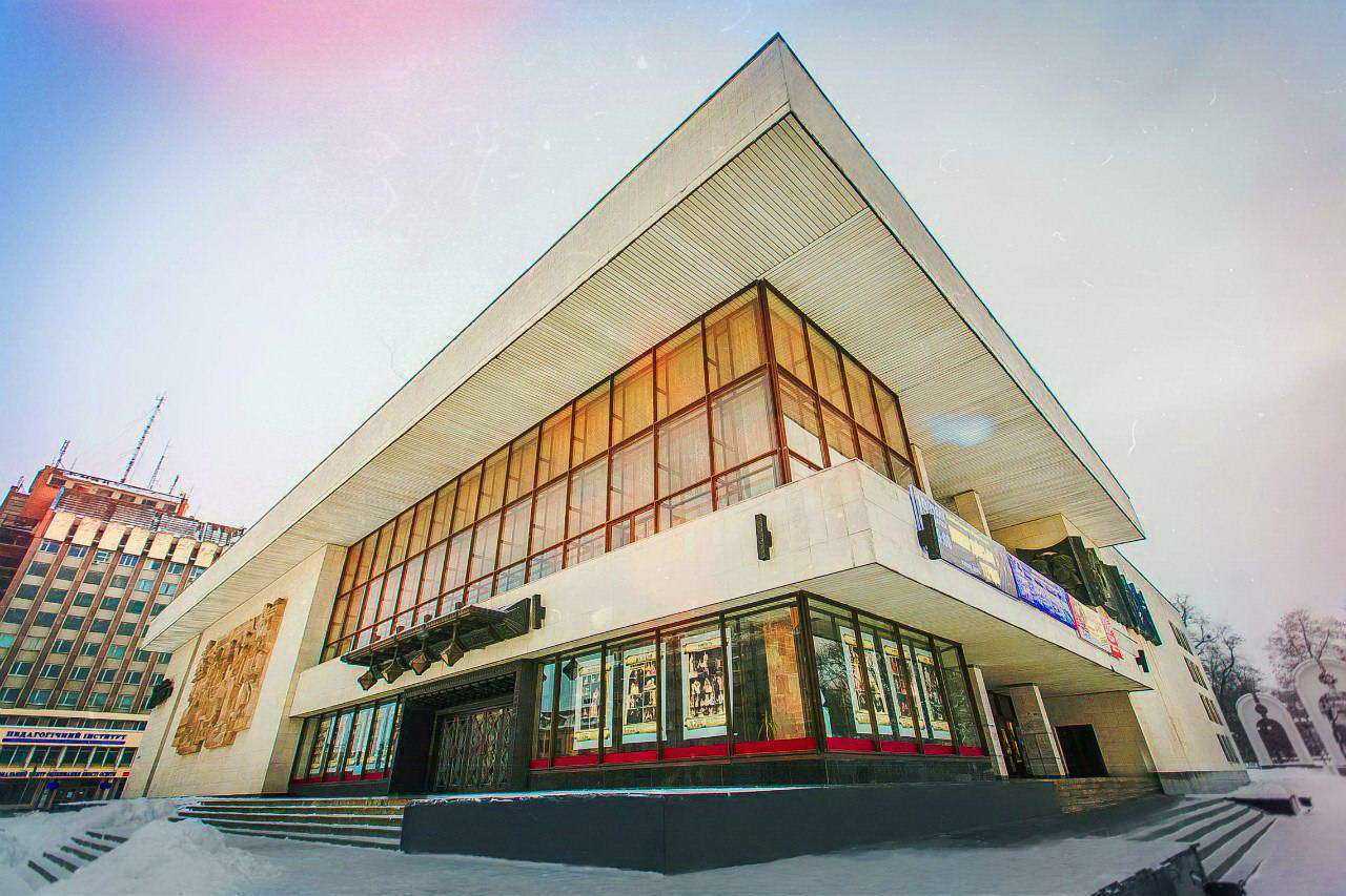 Областной академический музыкально драматический театр им. И. Франко Ивано-Франковский областной драмтеатр