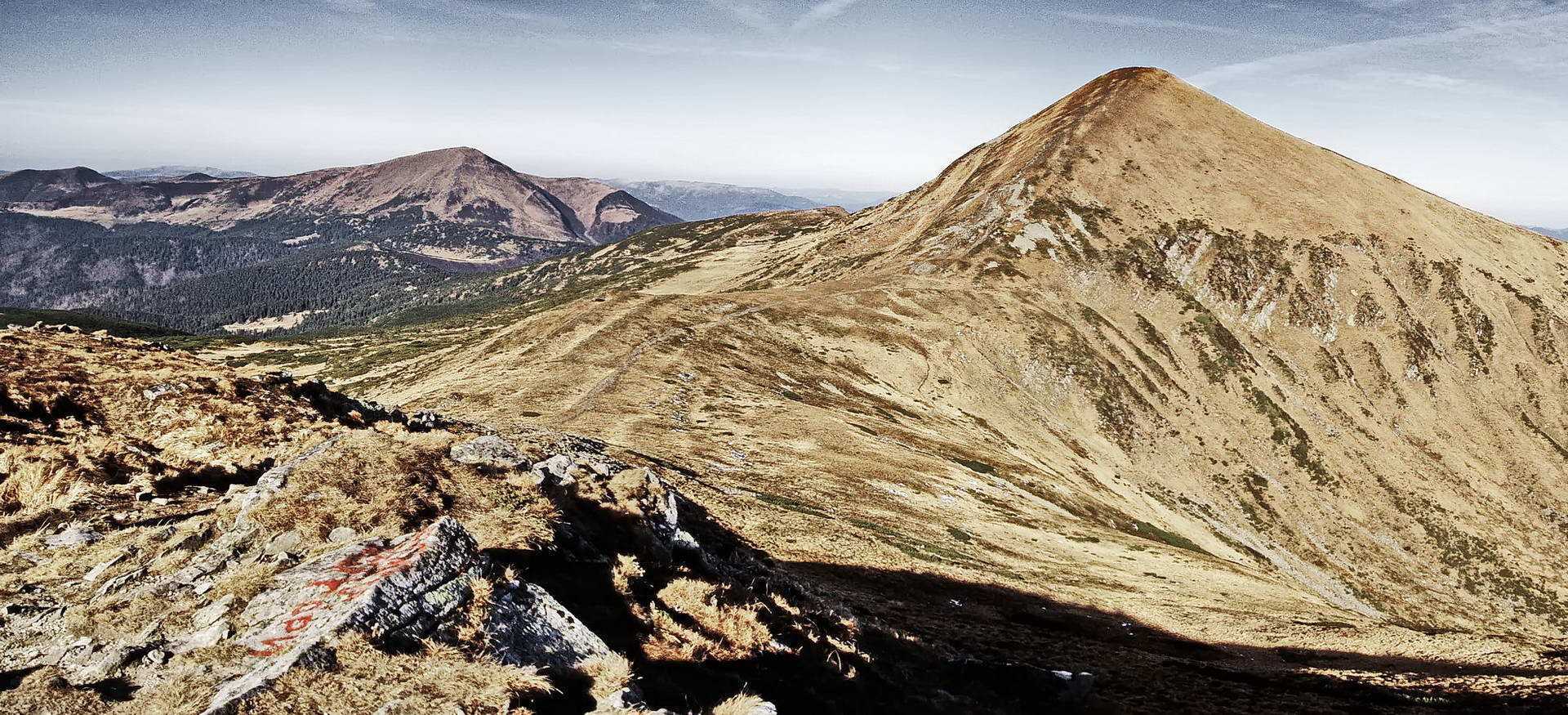 Говерла (2061) – самая высокая вершина Украинских Карпат