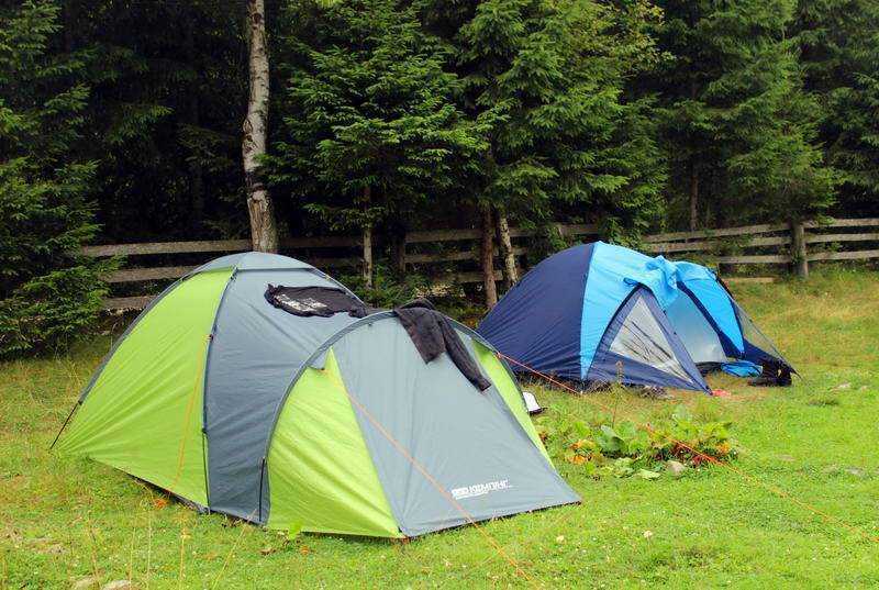 Як правильно вибрати намет для походу в гори?