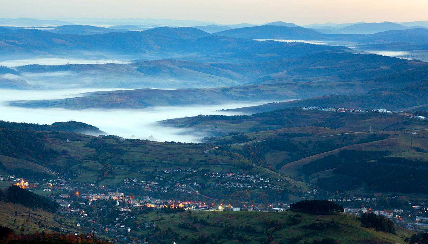 Пейзажи вокруг Воловца Панорама Воловца, Закарпатье
