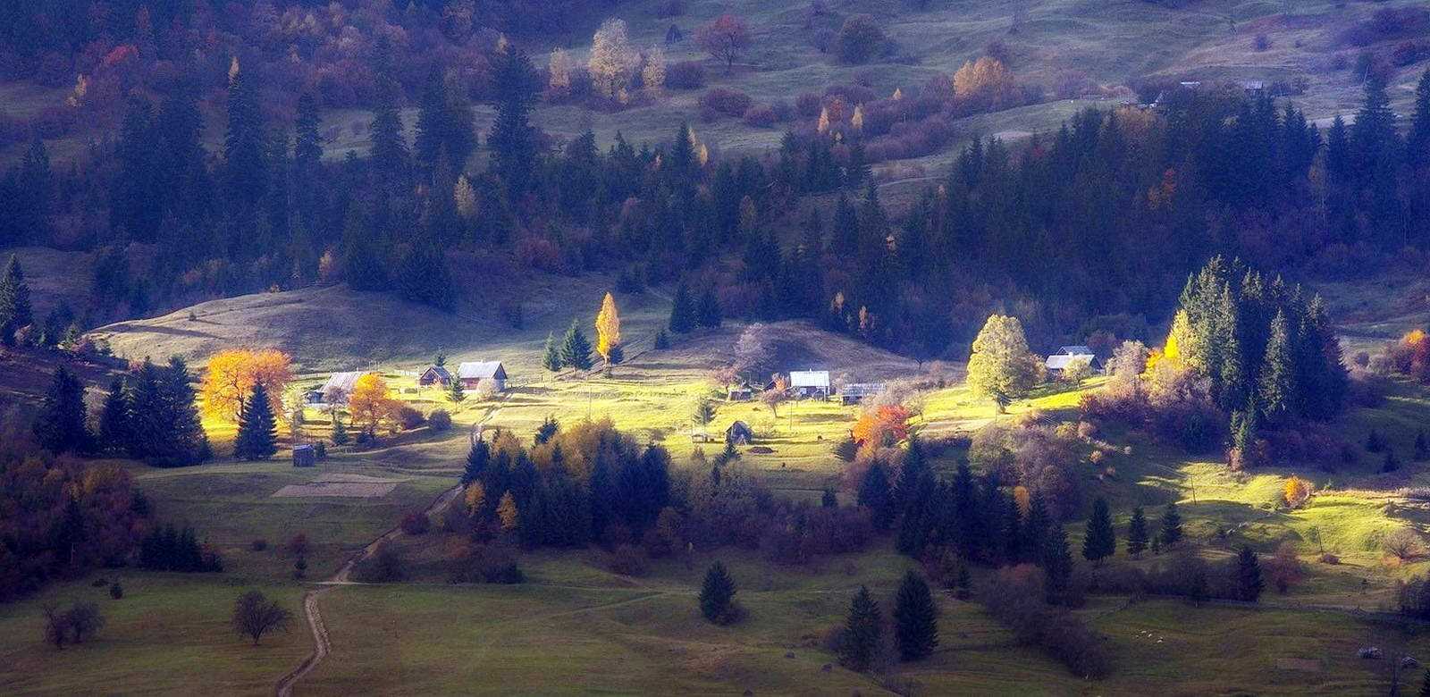 Ясиня – живописный уголок в Карпатах Карпаты, живописный поселок Ясиня