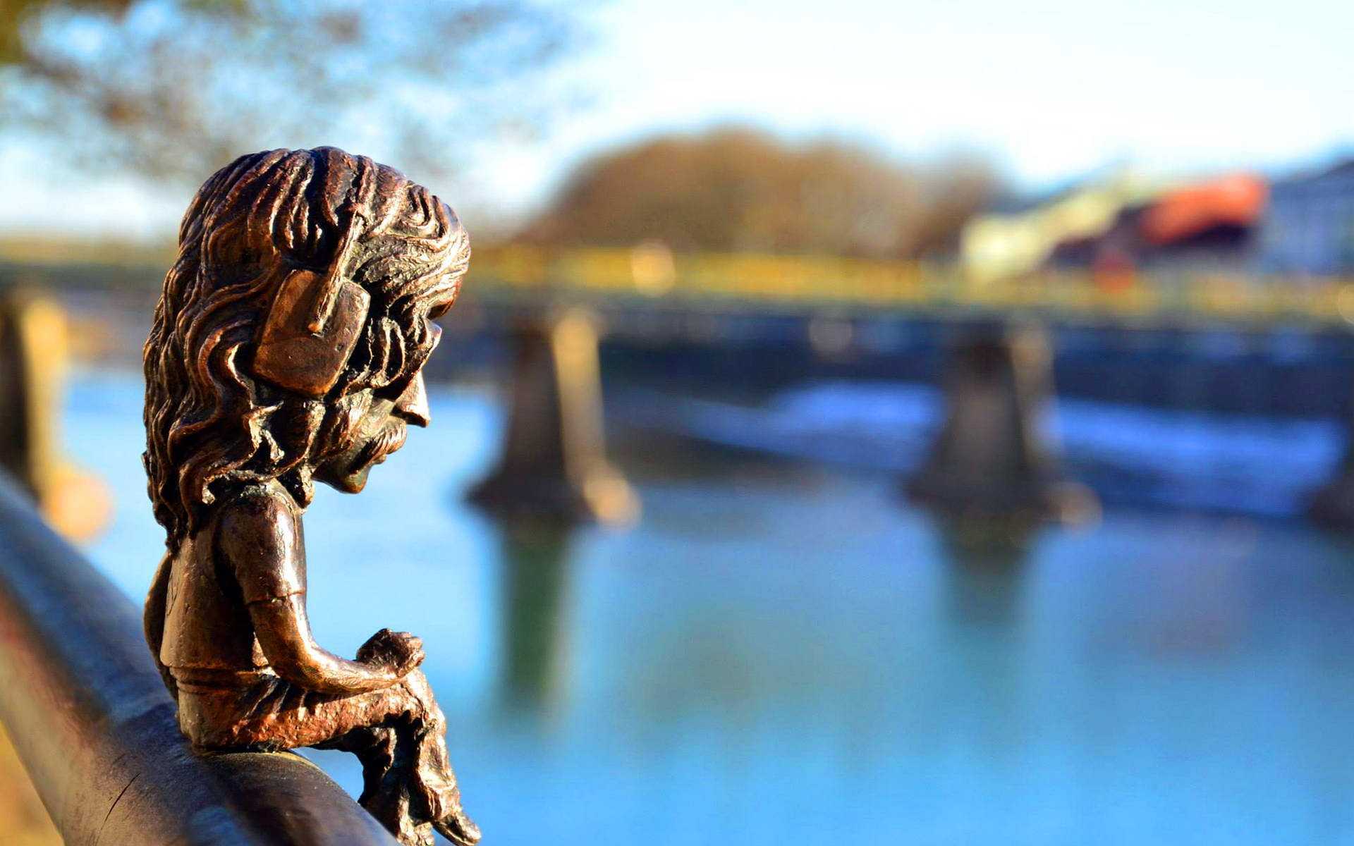 М. Ужгород, міні-скульптура Джона Лорда