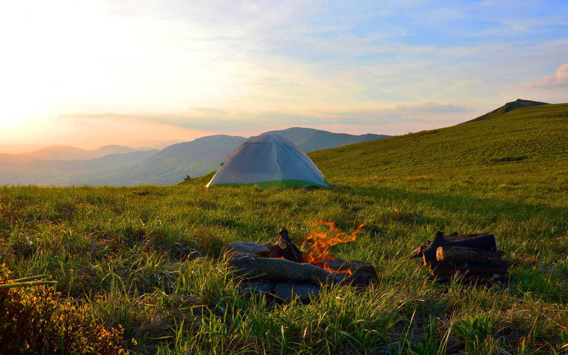 Подъем на Пикуй (1408 м), кемпинг