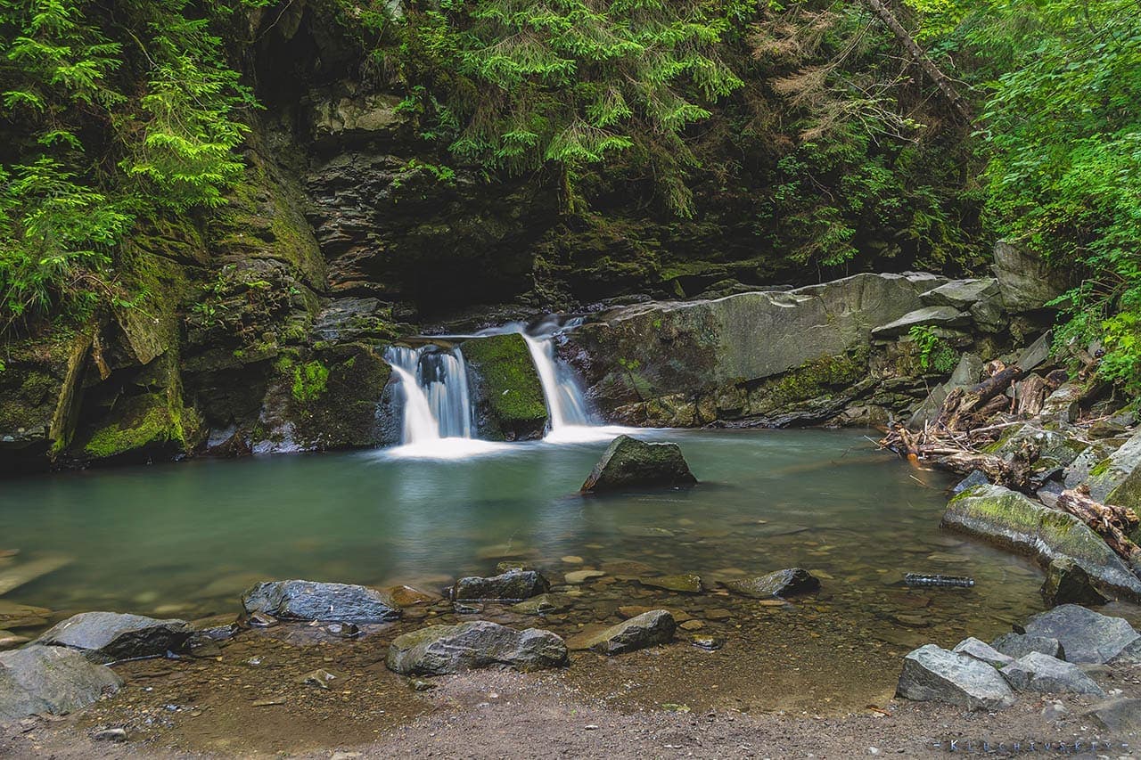 Водоспад «Дівочі сльози» в Яремче Яремче, водоспад «Дівочі сльози»