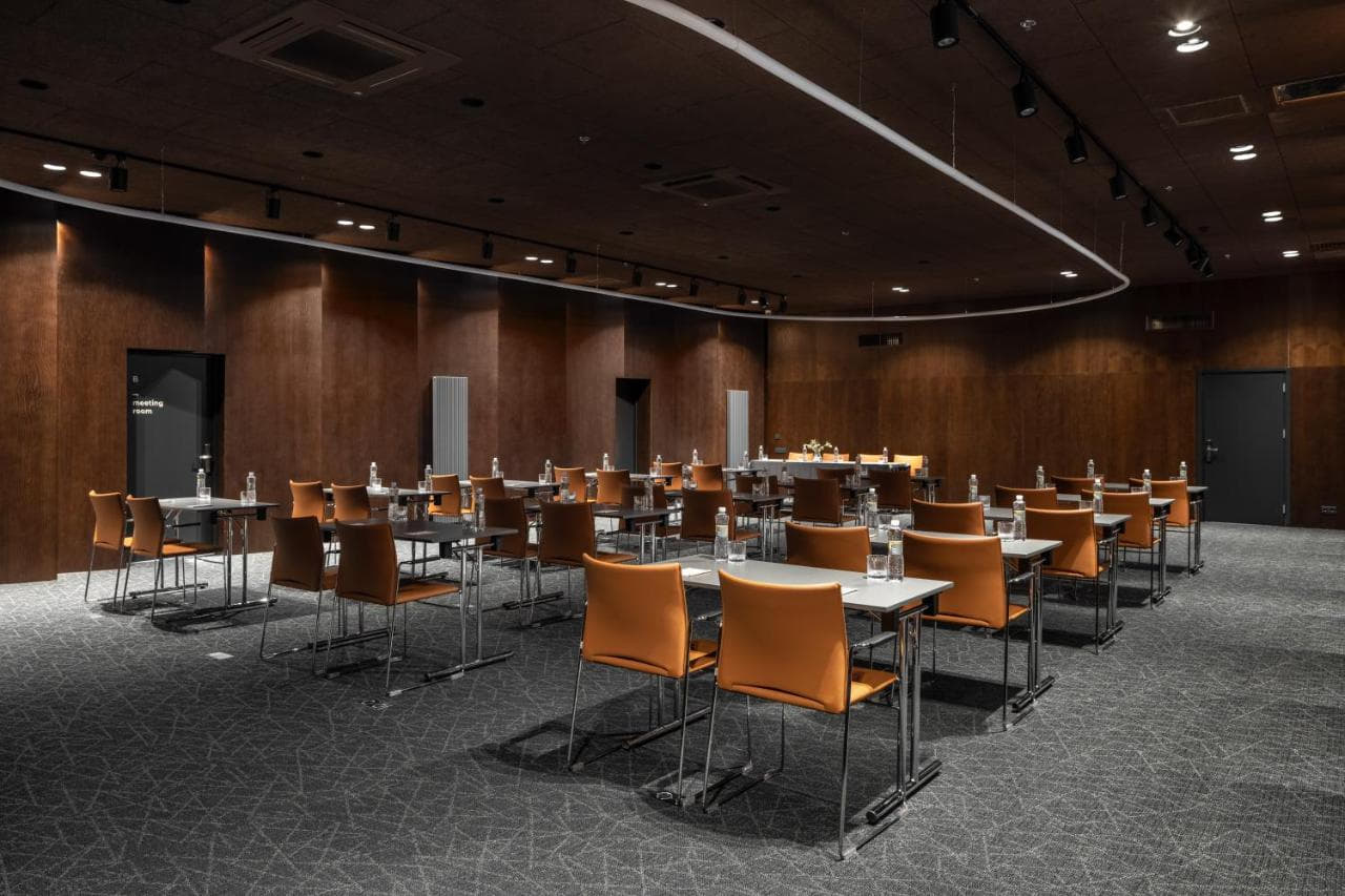 Готель «City Inn», конференц-зал Конференц-зал в готелі «City Inn»